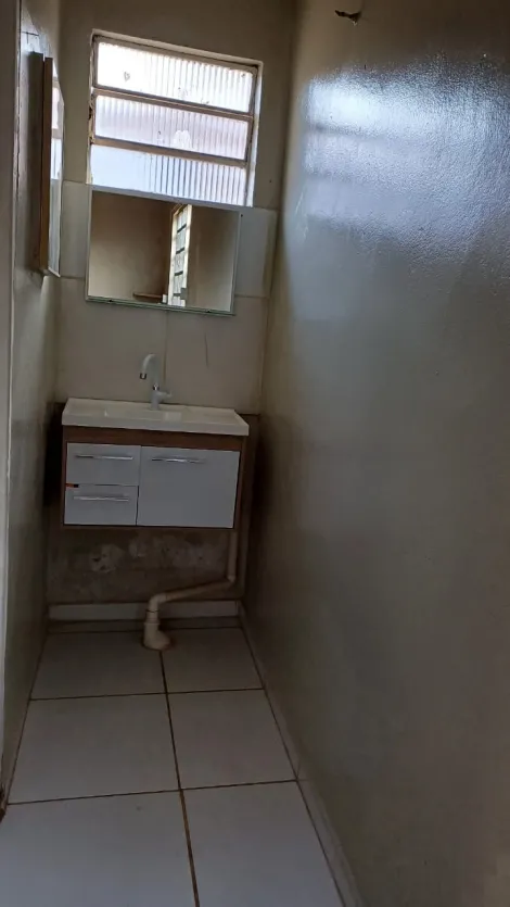 Comprar Casa / Padr&atilde;o em Mirassol R$ 240.000,00 - Foto 11