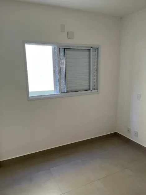Alugar Casa / Condom&iacute;nio em Bady Bassitt R$ 2.500,00 - Foto 2