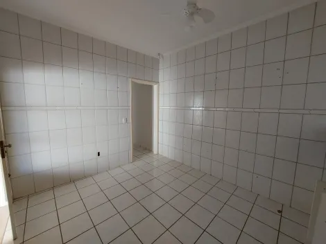 Alugar Casa / Padr&atilde;o em S&atilde;o Jos&eacute; do Rio Preto R$ 1.400,00 - Foto 2