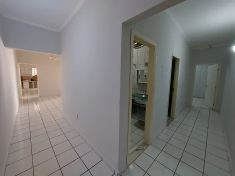Alugar Casa / Padr&atilde;o em S&atilde;o Jos&eacute; do Rio Preto R$ 1.400,00 - Foto 4