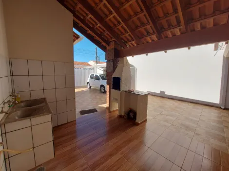 Alugar Casa / Padr&atilde;o em S&atilde;o Jos&eacute; do Rio Preto R$ 1.400,00 - Foto 11