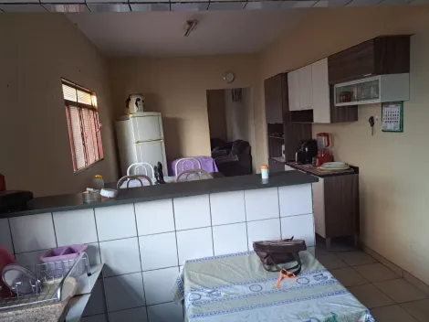 Alugar Casa / Padr&atilde;o em S&atilde;o Jos&eacute; do Rio Preto R$ 800,00 - Foto 13