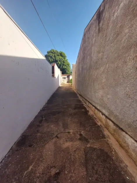 Comprar Casa / Padr&atilde;o em S&atilde;o Jos&eacute; do Rio Preto R$ 130.000,00 - Foto 2