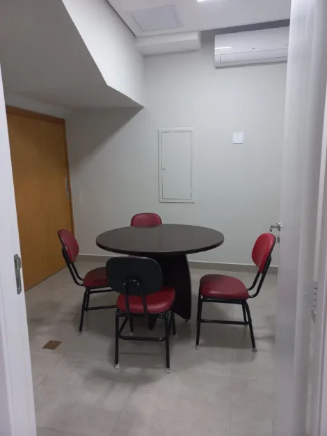 Alugar Comercial / Casa Comercial em S&atilde;o Jos&eacute; do Rio Preto R$ 11.000,00 - Foto 16