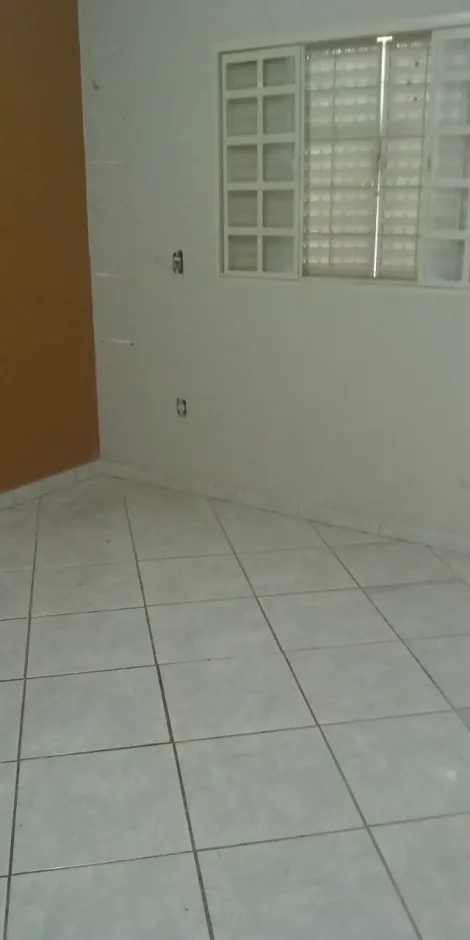Comprar Casa / Padr&atilde;o em S&atilde;o Jos&eacute; do Rio Preto R$ 270.000,00 - Foto 2