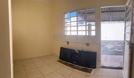 Alugar Casa / Padr&atilde;o em S&atilde;o Jos&eacute; do Rio Preto R$ 1.450,00 - Foto 5
