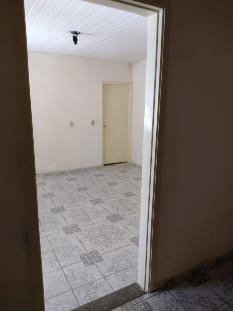 Alugar Casa / Padr&atilde;o em S&atilde;o Jos&eacute; do Rio Preto R$ 1.500,00 - Foto 7