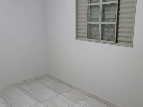 Alugar Casa / Padr&atilde;o em S&atilde;o Jos&eacute; do Rio Preto R$ 1.850,00 - Foto 8
