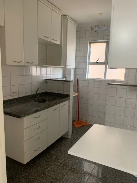 Comprar Apartamento / Padr&atilde;o em S&atilde;o Jos&eacute; do Rio Preto R$ 320.000,00 - Foto 4
