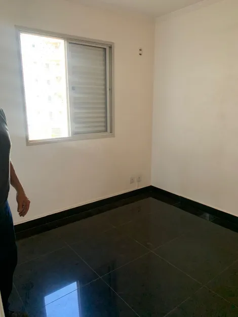 Comprar Apartamento / Padr&atilde;o em S&atilde;o Jos&eacute; do Rio Preto R$ 320.000,00 - Foto 9