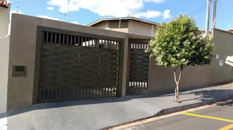 Alugar Casa / Padr&atilde;o em S&atilde;o Jos&eacute; do Rio Preto. apenas R$ 320.000,00