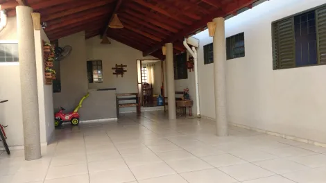 Comprar Casa / Padr&atilde;o em S&atilde;o Jos&eacute; do Rio Preto - Foto 4