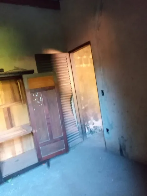 Comprar Casa / Padr&atilde;o em Catanduva R$ 140.000,00 - Foto 9