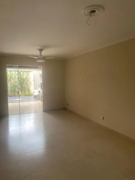 Alugar Casa / Condom&iacute;nio em S&atilde;o Jos&eacute; do Rio Preto R$ 2.575,00 - Foto 2