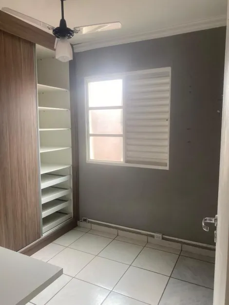 Alugar Casa / Condom&iacute;nio em S&atilde;o Jos&eacute; do Rio Preto R$ 2.575,00 - Foto 16