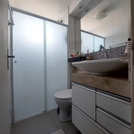 Alugar Apartamento / Padr&atilde;o em S&atilde;o Jos&eacute; do Rio Preto R$ 2.500,00 - Foto 4