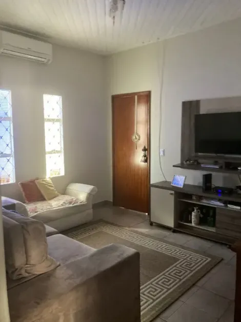 Comprar Casa / Padr&atilde;o em S&atilde;o Jos&eacute; do Rio Preto - Foto 4