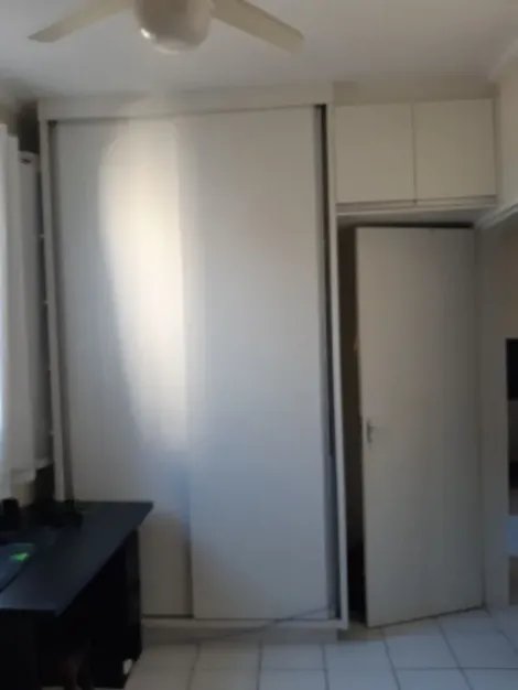 Comprar Apartamento / Padr&atilde;o em S&atilde;o Jos&eacute; do Rio Preto R$ 165.000,00 - Foto 2