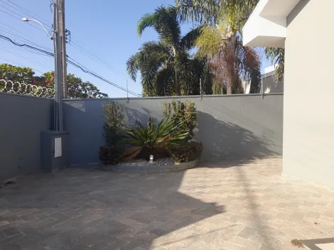 Alugar Casa / Padr&atilde;o em S&atilde;o Jos&eacute; do Rio Preto R$ 4.500,00 - Foto 2