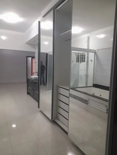 Alugar Casa / Padr&atilde;o em S&atilde;o Jos&eacute; do Rio Preto R$ 4.500,00 - Foto 18