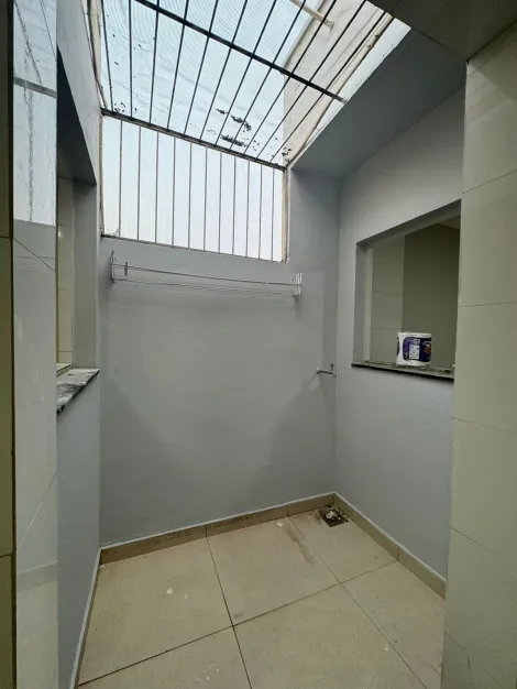Alugar Casa / Padr&atilde;o em S&atilde;o Jos&eacute; do Rio Preto R$ 4.187,23 - Foto 3