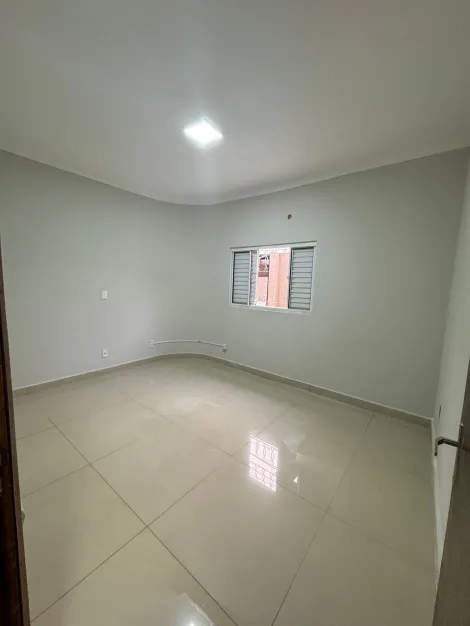 Alugar Casa / Padr&atilde;o em S&atilde;o Jos&eacute; do Rio Preto R$ 4.187,23 - Foto 4