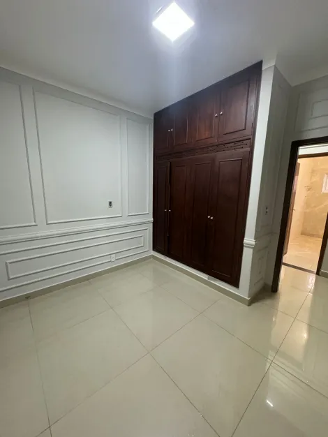Alugar Casa / Padr&atilde;o em S&atilde;o Jos&eacute; do Rio Preto R$ 4.187,23 - Foto 11