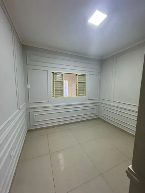 Alugar Casa / Padr&atilde;o em S&atilde;o Jos&eacute; do Rio Preto R$ 4.187,23 - Foto 12