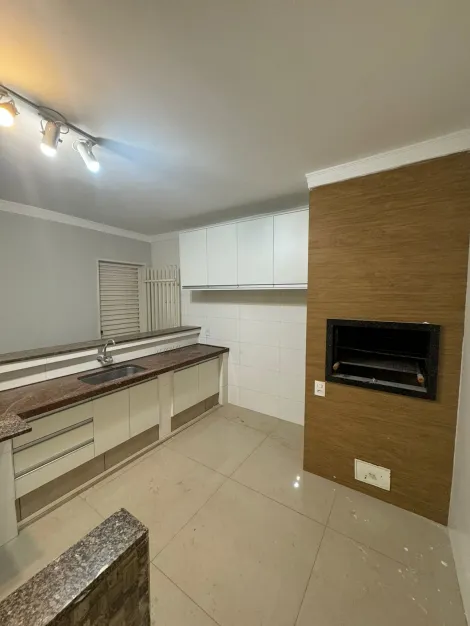 Alugar Casa / Padr&atilde;o em S&atilde;o Jos&eacute; do Rio Preto R$ 4.187,23 - Foto 18