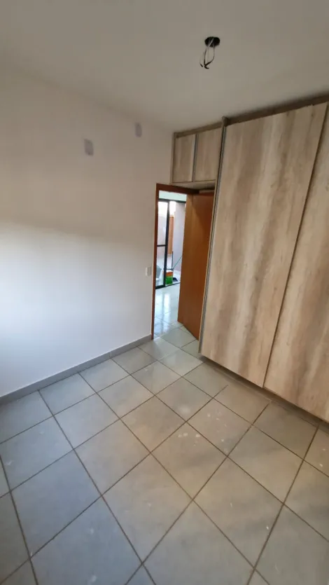 Alugar Apartamento / Padr&atilde;o em S&atilde;o Jos&eacute; do Rio Preto R$ 1.450,00 - Foto 8