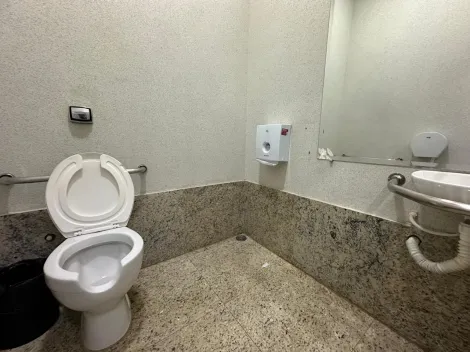 Alugar Comercial / Casa Comercial em S&atilde;o Jos&eacute; do Rio Preto R$ 18.000,00 - Foto 15