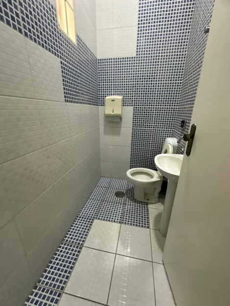 Alugar Comercial / Casa Comercial em S&atilde;o Jos&eacute; do Rio Preto R$ 18.000,00 - Foto 12