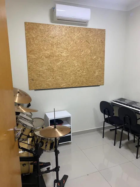 Comprar Comercial / Casa Comercial em S&atilde;o Jos&eacute; do Rio Preto R$ 1.500.000,00 - Foto 16