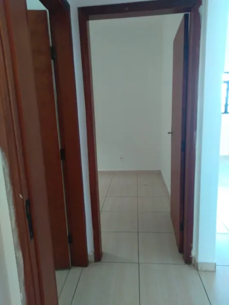 Alugar Casa / Padr&atilde;o em S&atilde;o Jos&eacute; do Rio Preto R$ 1.400,00 - Foto 9