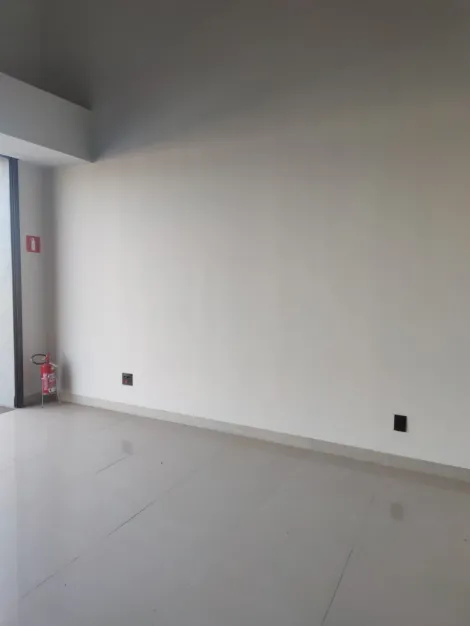 Alugar Comercial / Sala em S&atilde;o Jos&eacute; do Rio Preto R$ 1.700,00 - Foto 6