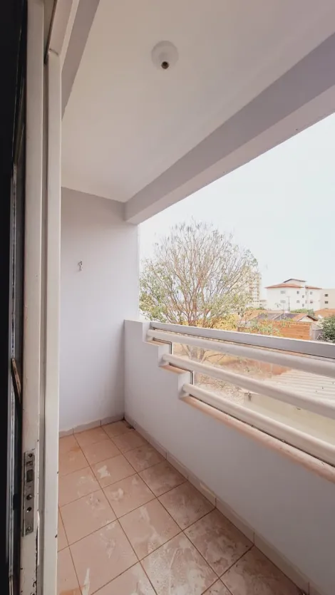 Alugar Apartamento / Padr&atilde;o em S&atilde;o Jos&eacute; do Rio Preto R$ 730,00 - Foto 3