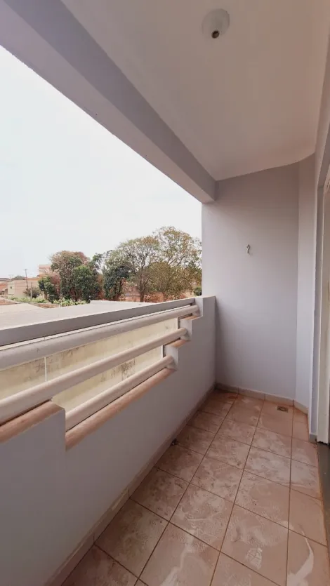 Alugar Apartamento / Padr&atilde;o em S&atilde;o Jos&eacute; do Rio Preto R$ 730,00 - Foto 4