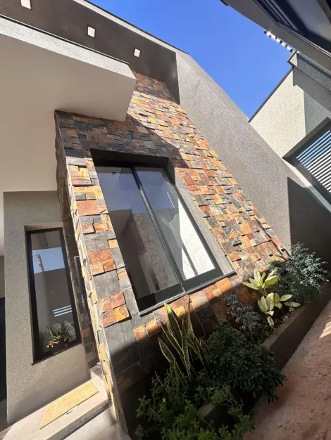Comprar Casa / Padr&atilde;o em Ol&iacute;mpia R$ 820.000,00 - Foto 3
