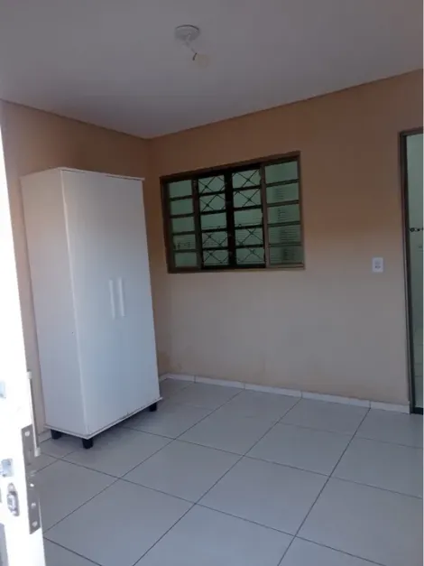Alugar Casa / Padr&atilde;o em S&atilde;o Jos&eacute; do Rio Preto R$ 1.400,00 - Foto 5