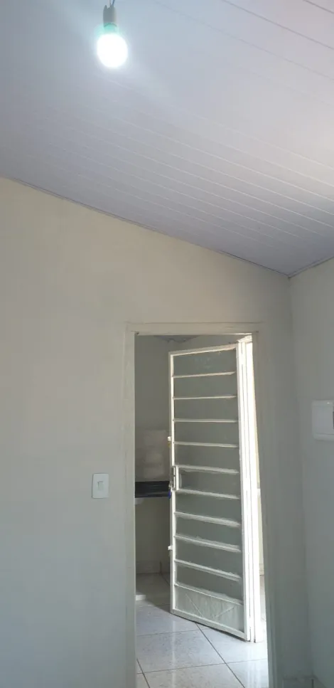 Comprar Casa / Padr&atilde;o em S&atilde;o Jos&eacute; do Rio Preto R$ 240.000,00 - Foto 18
