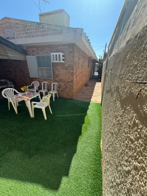 Alugar Casa / Padr&atilde;o em S&atilde;o Jos&eacute; do Rio Preto R$ 2.400,00 - Foto 13