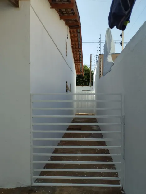 Comprar Casa / Padr&atilde;o em S&atilde;o Jos&eacute; do Rio Preto R$ 230.000,00 - Foto 16