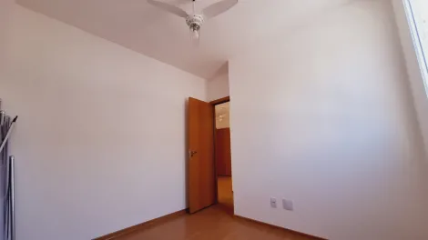Alugar Apartamento / Padr&atilde;o em S&atilde;o Jos&eacute; do Rio Preto R$ 950,00 - Foto 4