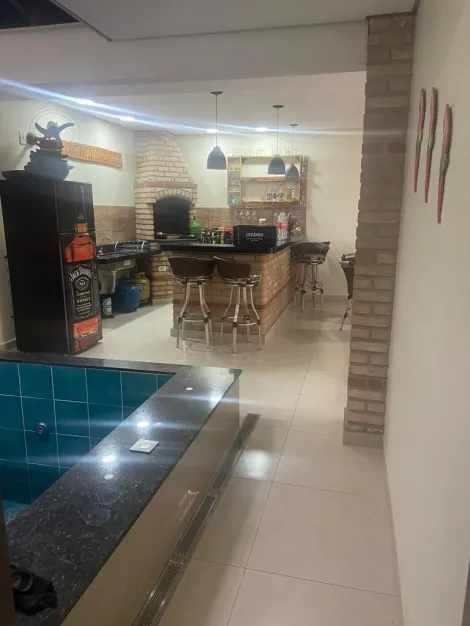 Alugar Casa / Padr&atilde;o em S&atilde;o Jos&eacute; do Rio Preto. apenas R$ 450.000,00