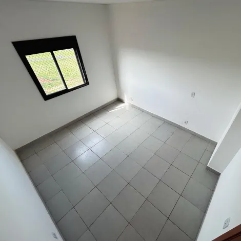 Comprar Apartamento / Padr&atilde;o em S&atilde;o Jos&eacute; do Rio Preto R$ 300.000,00 - Foto 2