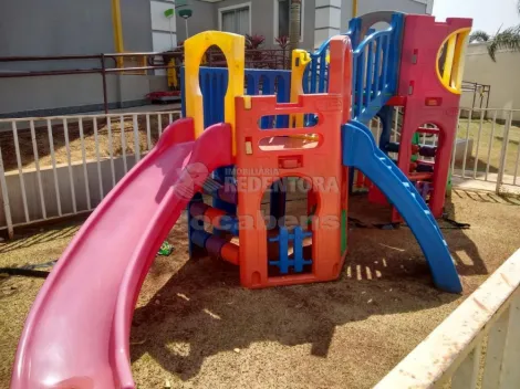 Alugar Apartamento / Padr&atilde;o em S&atilde;o Jos&eacute; do Rio Preto R$ 750,00 - Foto 12