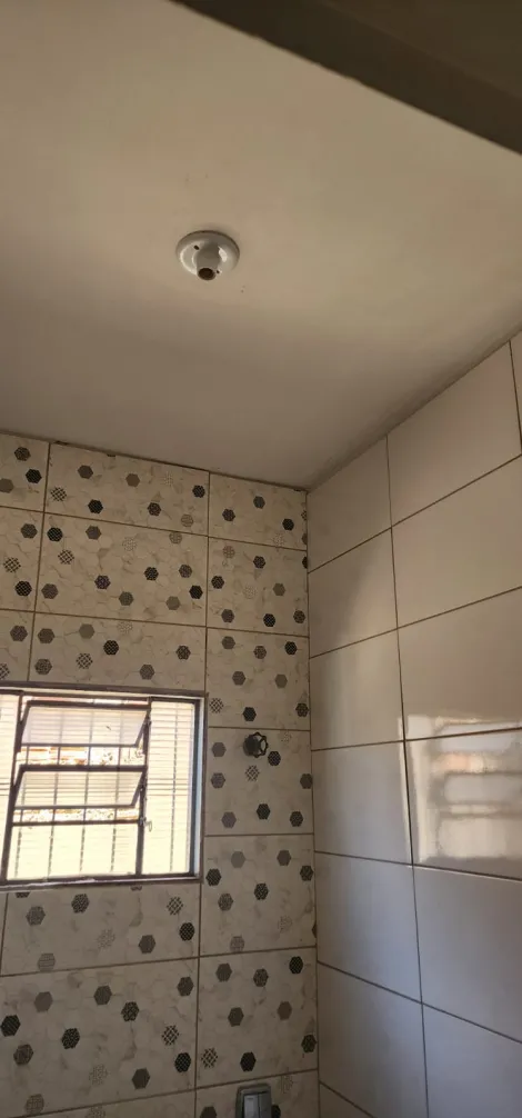 Alugar Casa / Padr&atilde;o em S&atilde;o Jos&eacute; do Rio Preto R$ 1.500,00 - Foto 13