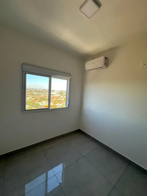 Alugar Apartamento / Padr&atilde;o em S&atilde;o Jos&eacute; do Rio Preto R$ 1.800,00 - Foto 5