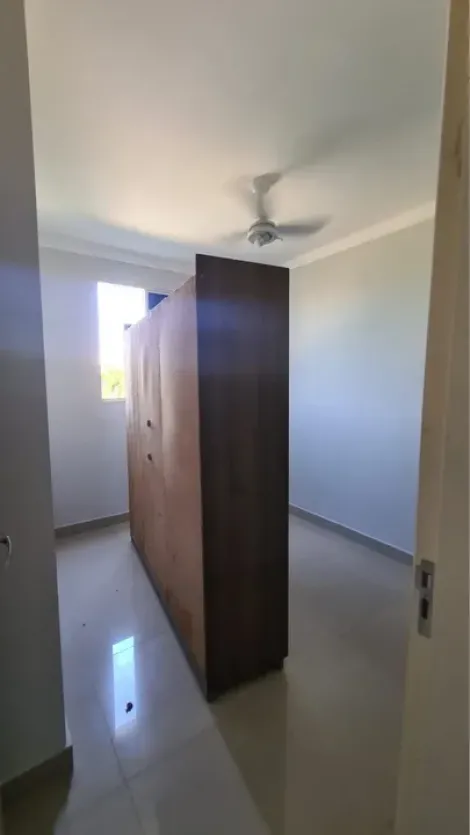 Comprar Apartamento / Padr&atilde;o em S&atilde;o Jos&eacute; do Rio Preto R$ 230.000,00 - Foto 3