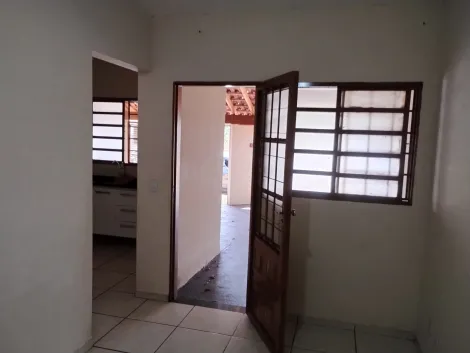 Comprar Casa / Padr&atilde;o em Guapia&ccedil;u R$ 280.000,00 - Foto 3